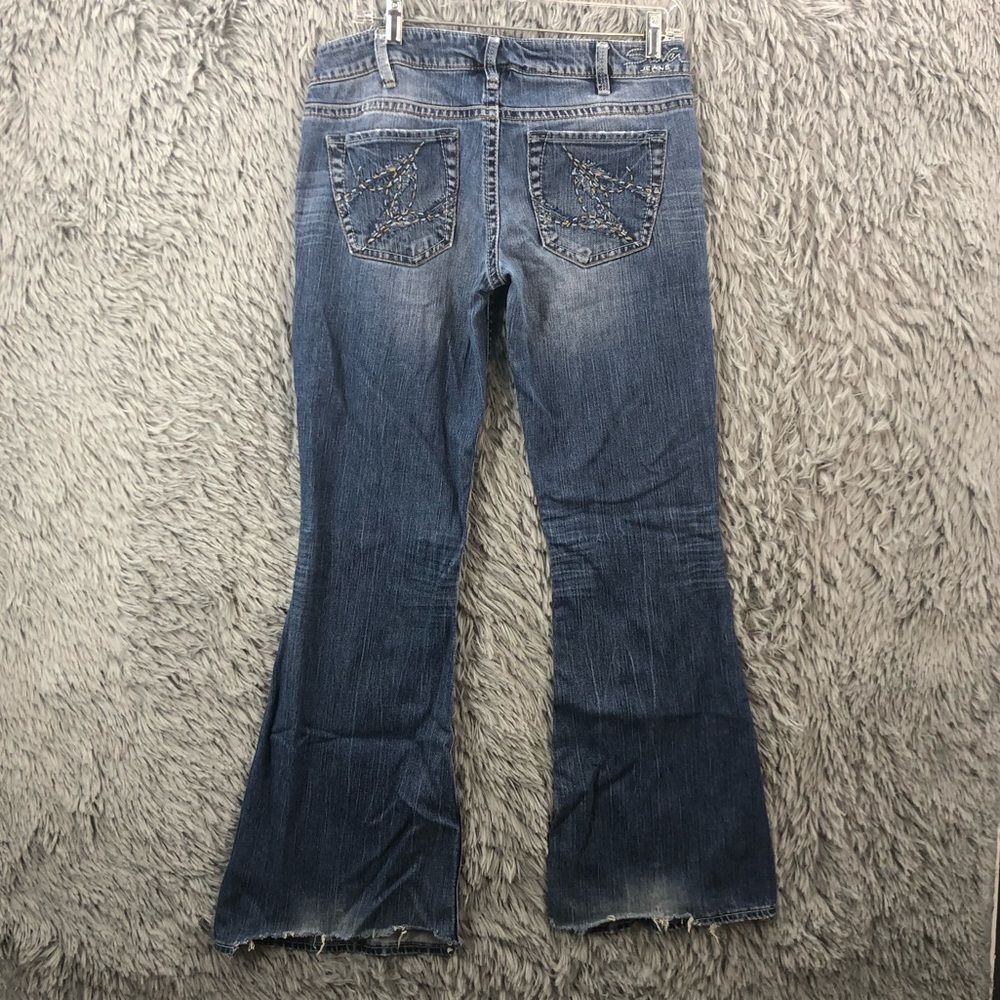 Silver Jeans Womens Size 30 Blue Flare Tuesday Medium Wash